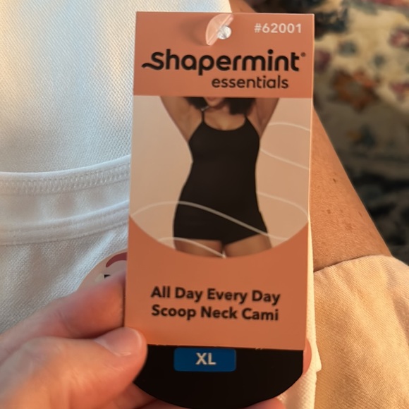 SOLD NWT 3 Shapermint All Day Every Day Scoop Neck Camis. XL. White, Blue, Brown - Picture 8 of 9